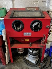 CLARKE SAND BLAST CABINET GARAGE MECHANICS LARGE SB30 7640115