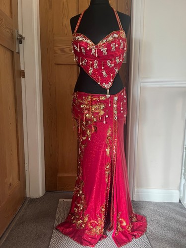 Professional two piece red