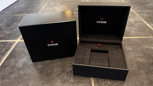 Tudor swiss black watch box - black,