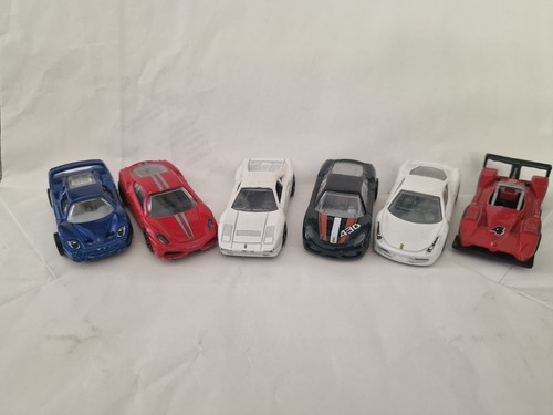 Hot wheels ferrari - ferrari, 1:64