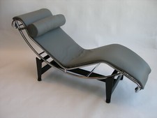 GENUINE 100% ITA black leather upholstery and headrest solo chair lounger