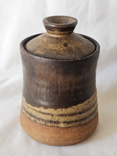 Lovely english studio pottery - english,