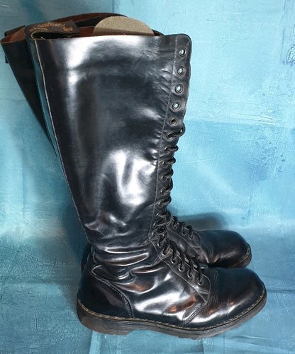 Martens 20 eyelet - martens, boots
