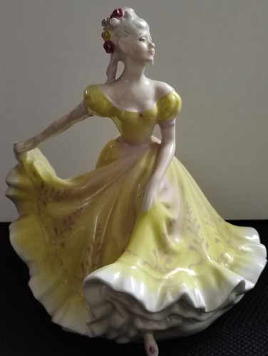 Royal doulton porcelain - doulton,
