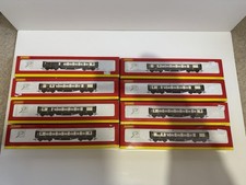 Hornby ‘Super Detail’ Pullman Coaches with Table Lamp Coach Lights - Rake Of 8