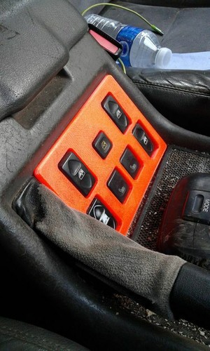 Centre console trim window - centre,