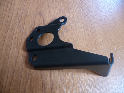 Kawasaki zr7s seat lock - zr7s, frame
