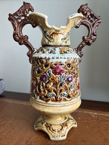 Majolica vase need of - majolica,