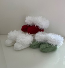 NEW HAND KNITTED NEWBORN BABY