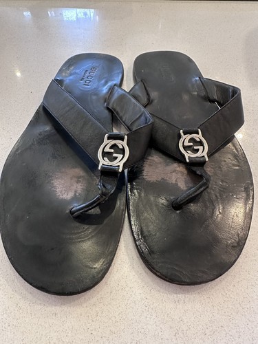 Gucci mens black leather thong - mens,