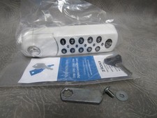 A LOWE & FLETCHER 3780