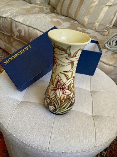 Moorcroft floral ceramic vase - floral,