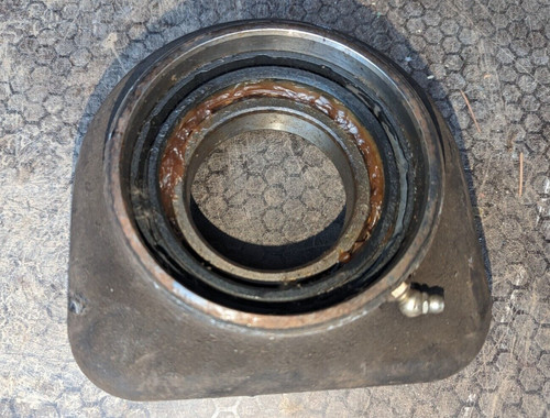 Propshaft centre bearing - , for