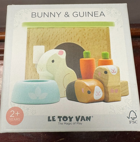 Toy van wooden bunny - le,