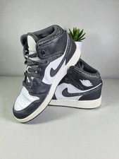 Nike Air Jordan 1 Mid SE Panda