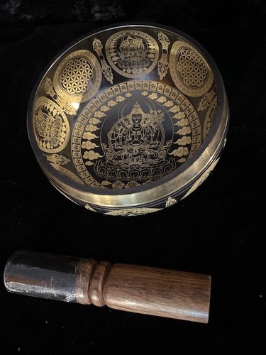 Avalokitesvara etched tibetan - avalokitesvara,