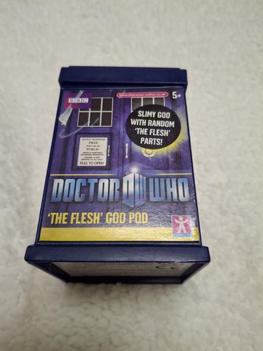 Who the flesh god - the, pod