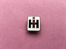 C1960s INTERNATIONAL HARVESTER TRACTORS&FARM MACHINERY ADV ENAMEL LAPEL BADGE