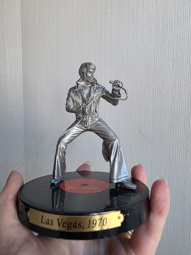 Elvis presley limited edition - elvis,