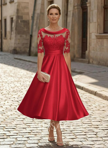 Beautiful bridesmaid mother - bridesmaid/,
