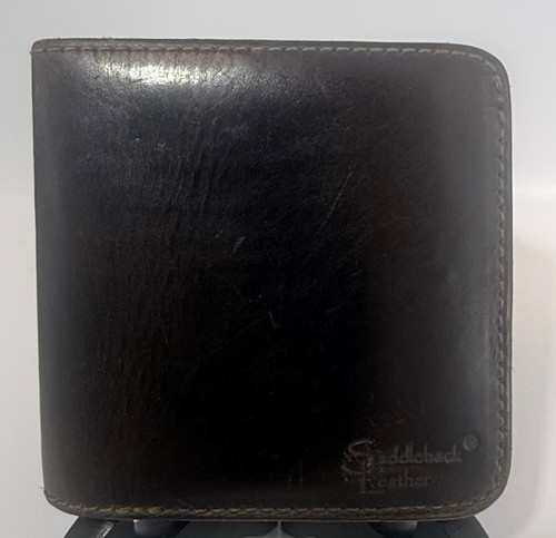 Saddleback leather square - saddleback,