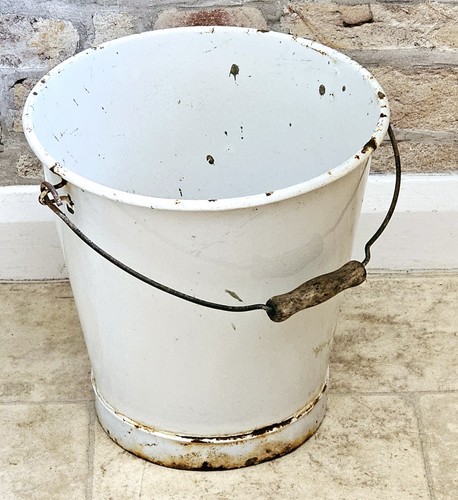 Vintage white enamel bucket - white,
