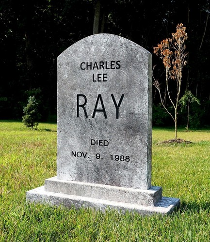 Charles lee ray chucky childs - lee,