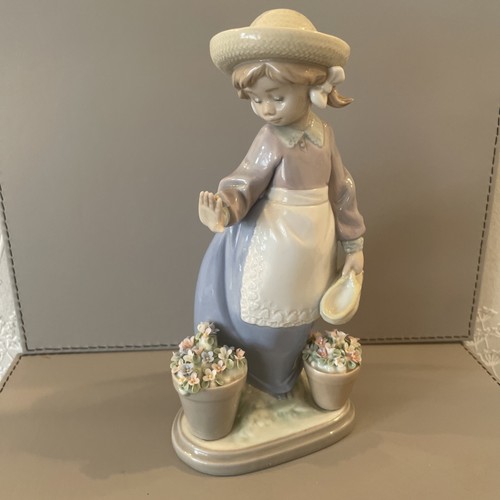 Lladro figurine 5543 - figurine, #5543