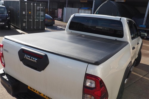 Toyota hilux 2016 high - toyota,