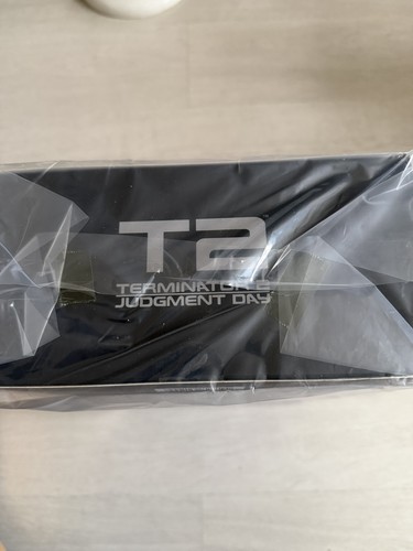 Hot toys mms795 - terminator, 2