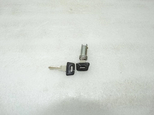 New vespa steering lock - vespa, px