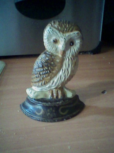 Cast iron owl - door, stop