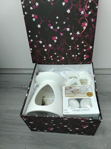 Yankee candle wax burner - yankee, melts