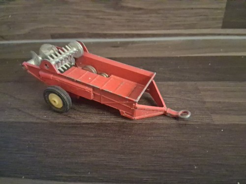 Dinky toys vintage massey - dinky,