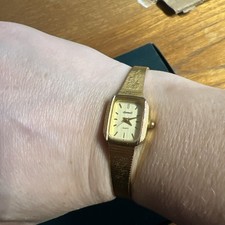 Beautiful Vintage Ingersoll Ladies Watch Thin Strap Miniature Dial Gift Battery