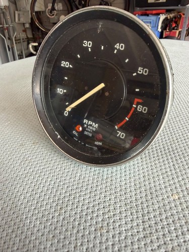 Triumph tr6 smiths tachometer - triumph,