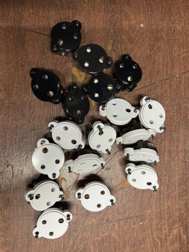 Tenby robolights 15a socket - tenby/robolights,