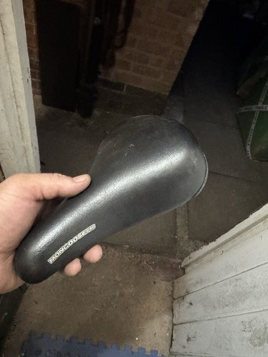 Mongoose pro bmx seat - mongoose,