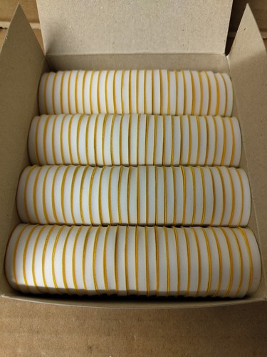 Box 100 yellow - 100, polishing