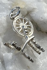 Spinning Wheel Pendant