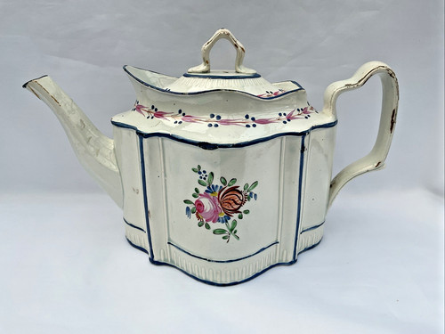 Factory teapot of commode - x,