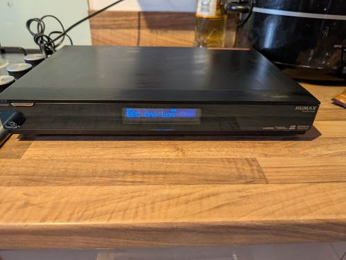 Humax freesat foxsat hdr 320 - freesat, foxsat-hdr