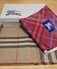 Burberry Reversible Check