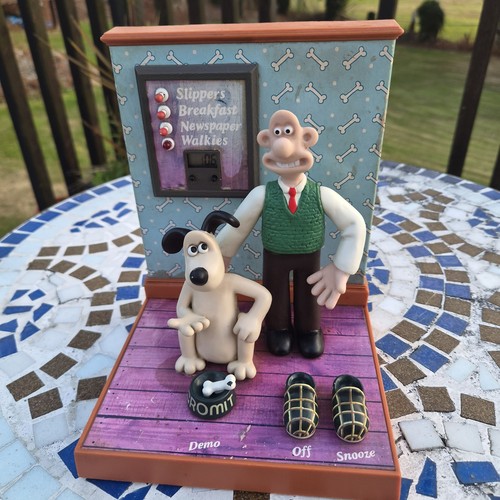 Wallace and gromit talking - wallace,