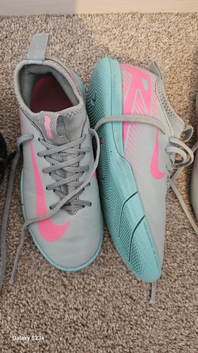 Pairs nike mercurial - pairs],