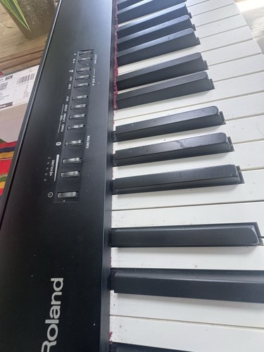 Roland piano - fp-30,