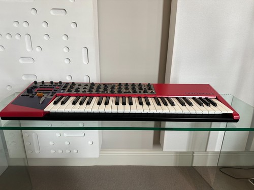 Nord lead synth gator - nord,