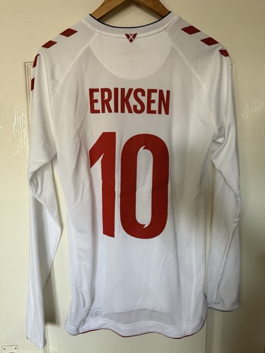 Denmark 2018 away long - denmark,