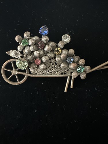 Vintage wheelbarrow pin brooch - wheelbarrow,