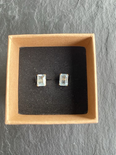 9ct gold blue - topaz, emerald